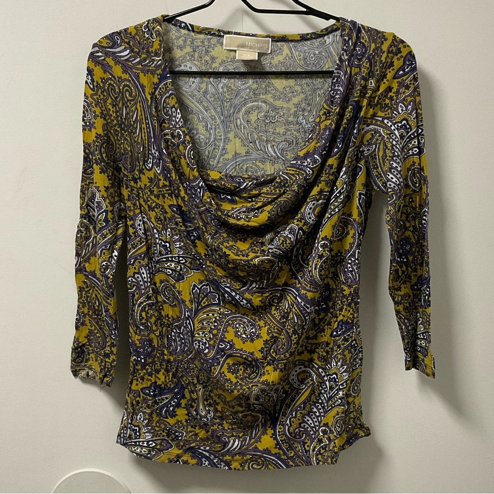 Pretty Michael Kors Yellow Gold & Grey Leaf Motif Draped Neck Top!